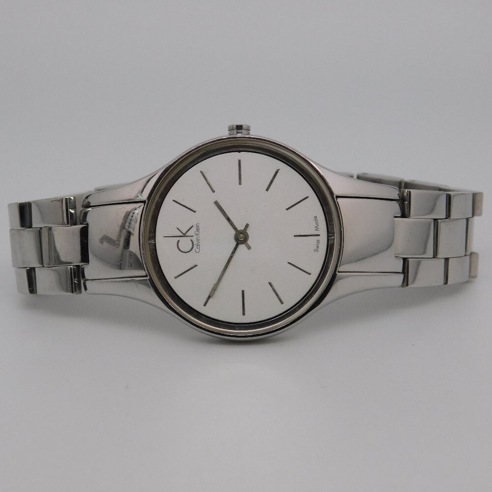 Calvin Klein K43231 Swiss Made Quartz Analog Women's Watch New Battery